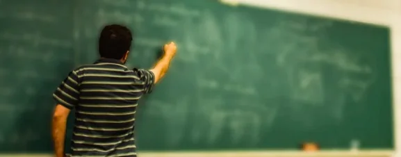 Preside porta il cane a scuola
